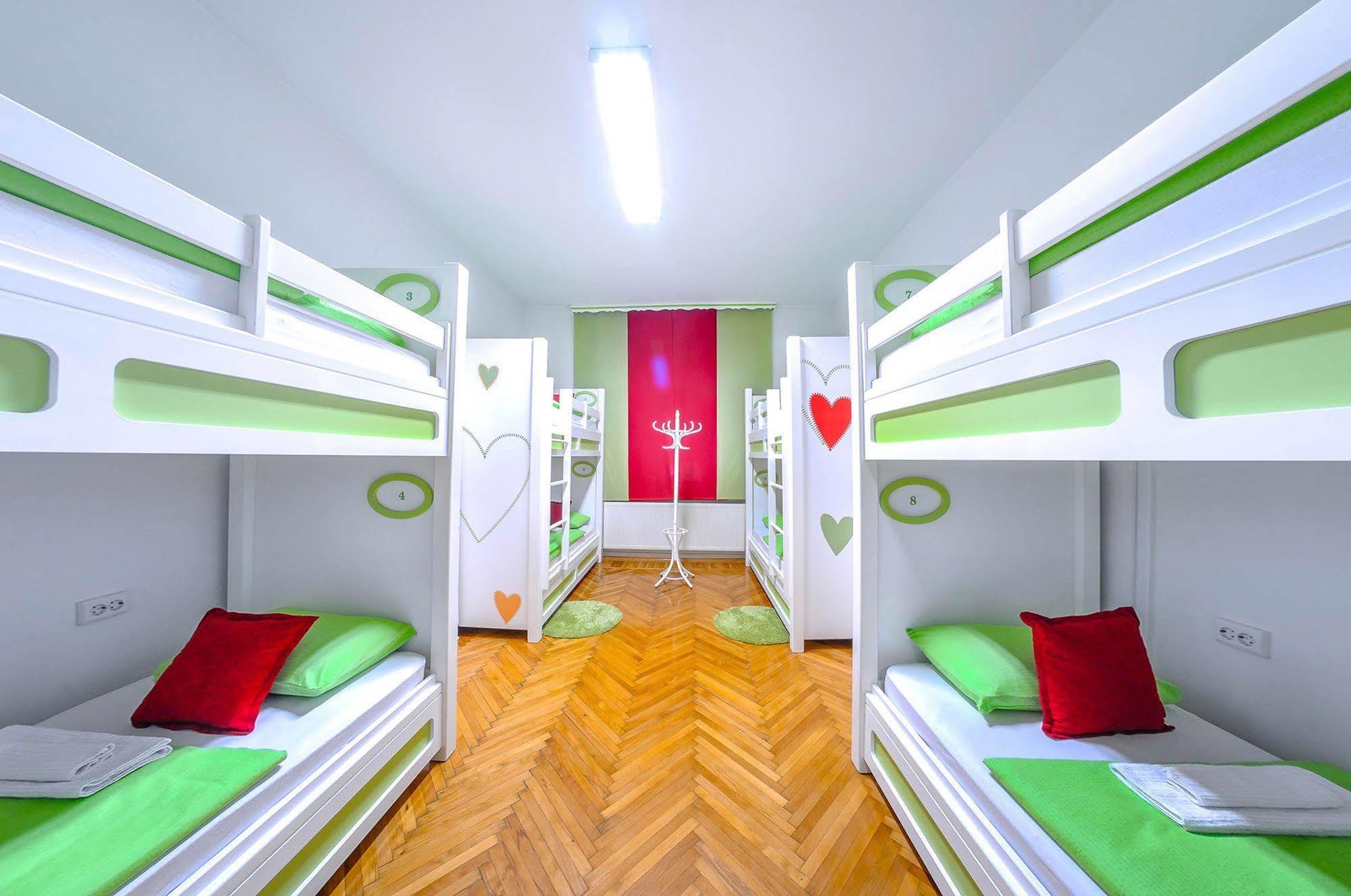 Hostel For Me Сараево Экстерьер фото